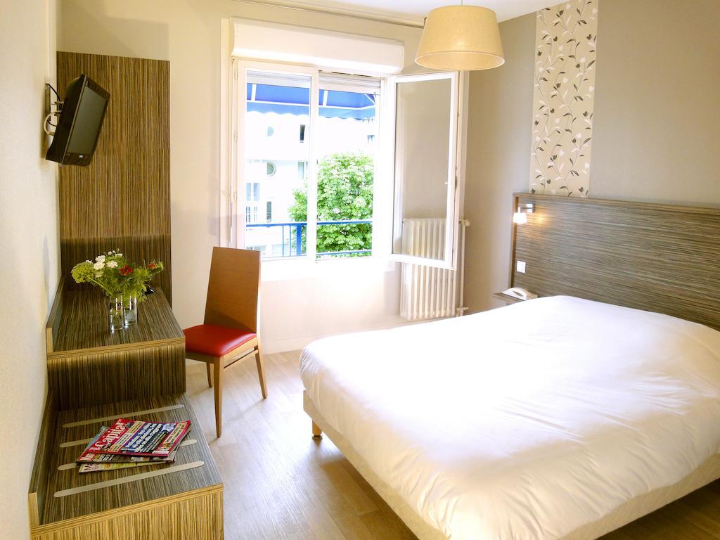 Hotel Les Pecheurs Lorient Camera foto